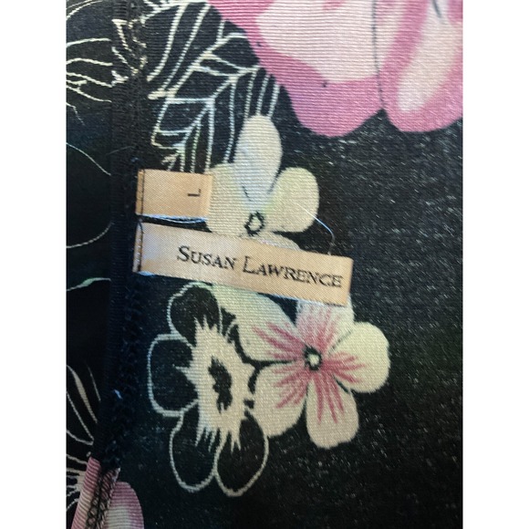 Susan Lawrence Womens Short Sleeve Black  Floral‎ Top Size L - Picture 4 of 7